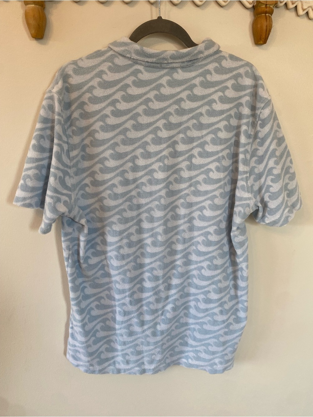 Faherty Cabana Towel Terry Shirt - In Endless Peaks -Blue resort wear - vacation - Picture 10 of 10